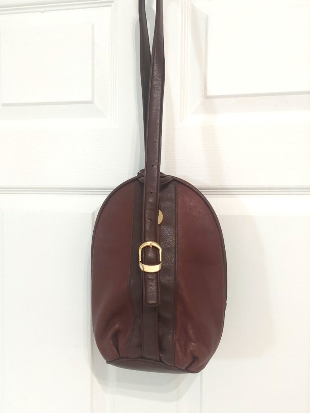 Vintage Aurielle Leather Sling Bag – Excellent Condition - Picture 2 of 6